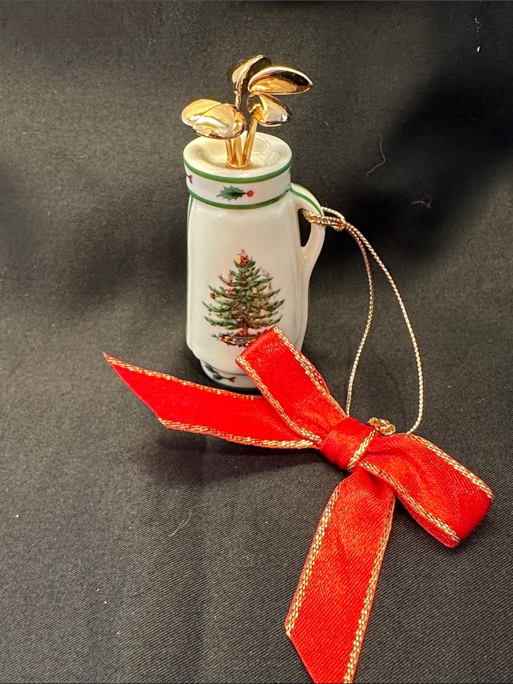 Spode Porcelain Golf Bag & Clubs Christmas Tree Ornament 2.95" Goldtone Clubs